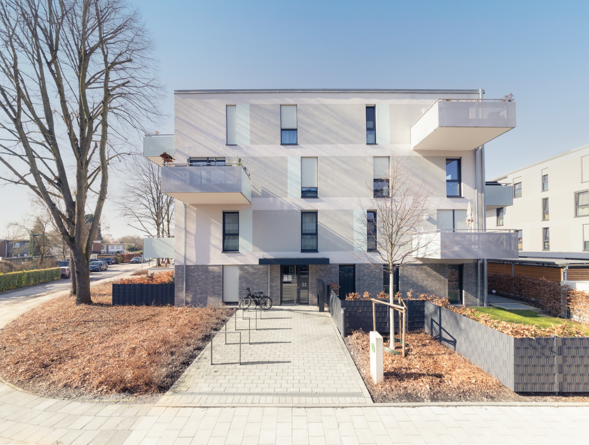 Neubau der Rheinwohnungsbau mit hellen Fassaden