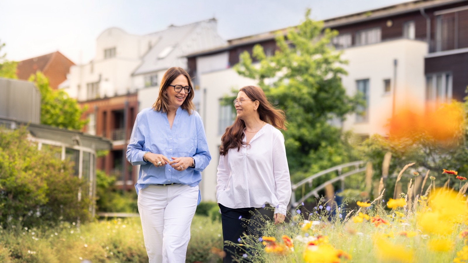 Claudia Wußmann und Stefanie Hunold, Quartiersmanagerinnen der Rheinwohnungsbau